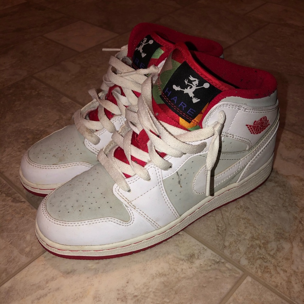 Jordan 1 “hare”